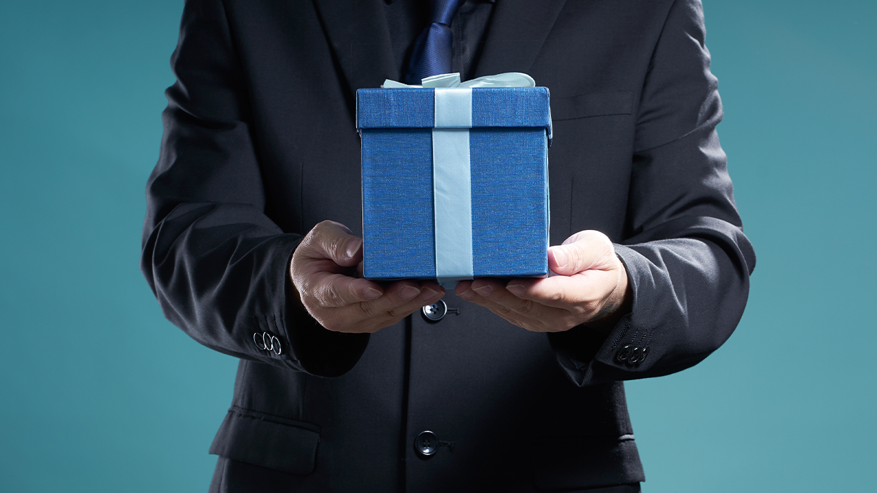 Building an Effective Gifts & Hospitality Compliance Program